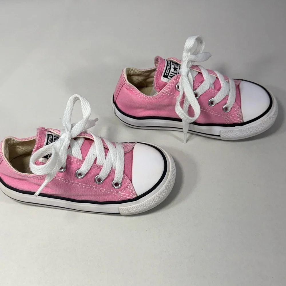 Pink Infant Converse Chucks Size 7